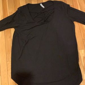 3X Zenana Premium 3/4 sleeve black cage neck tee